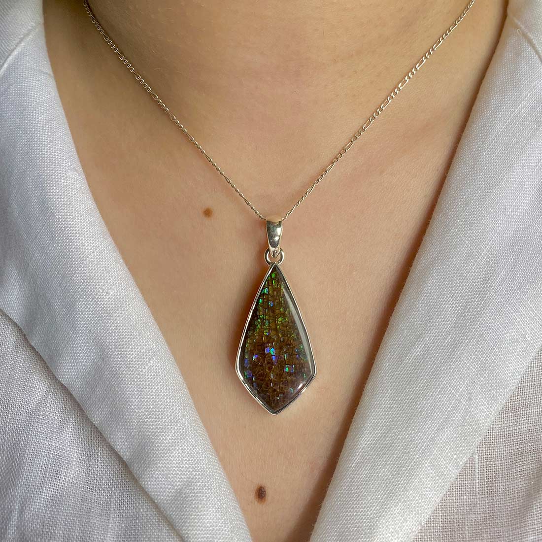 Ammolite Pendant-(AML-P-29.)
